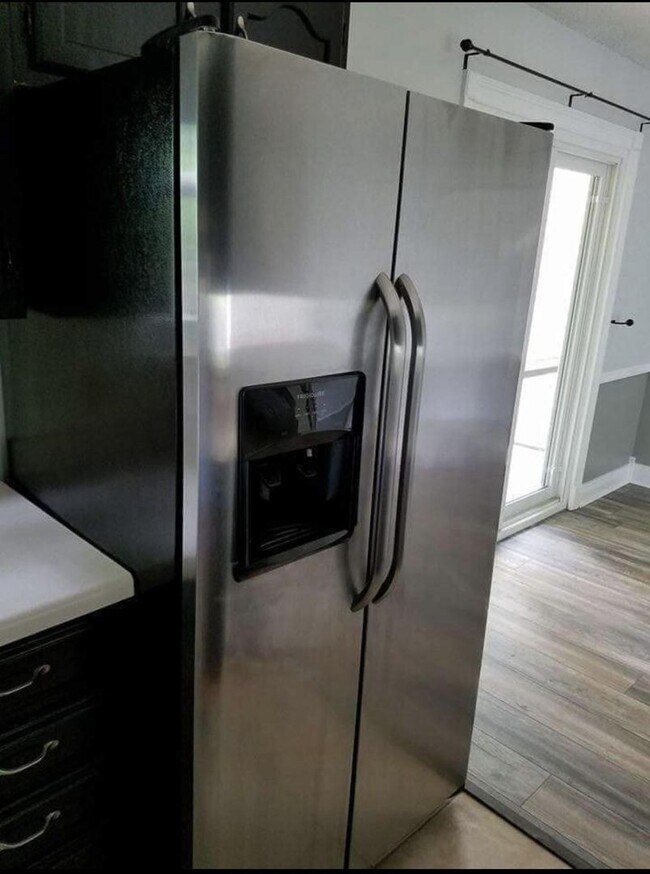 Building Photo - Knoxville 37934 - 3 bedroom, 2 bath home, ...