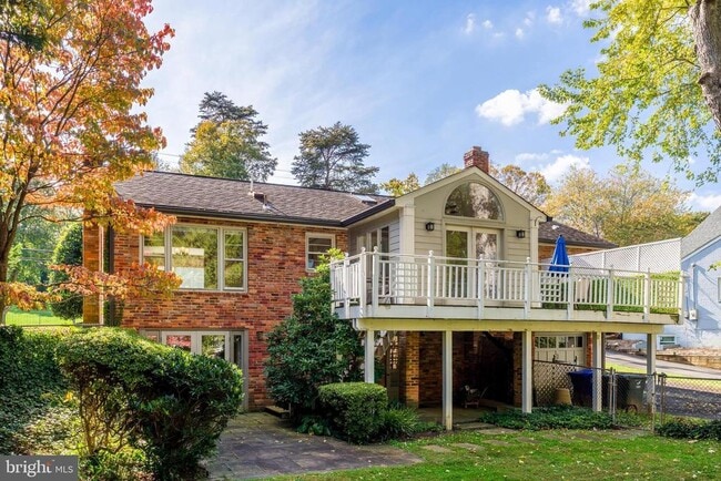 Building Photo - 3867 Chesterbrook Rd