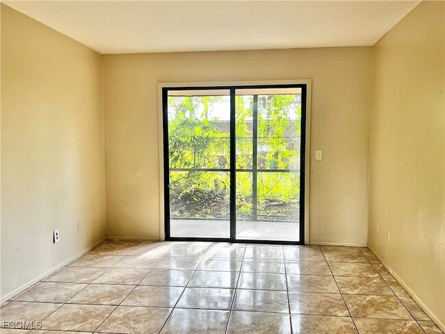 Building Photo - 824 Alderman St