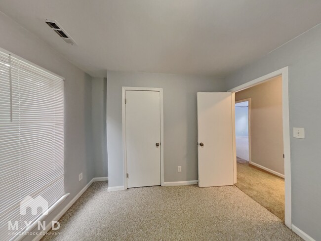 Building Photo - 208 Virginia Pl