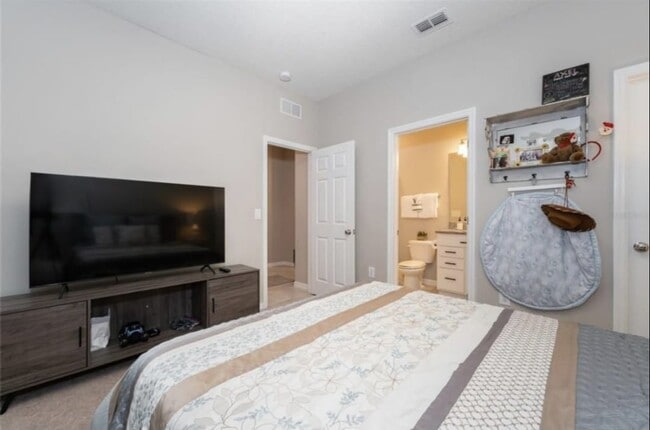 Building Photo - 217 Citrus Isle Lp