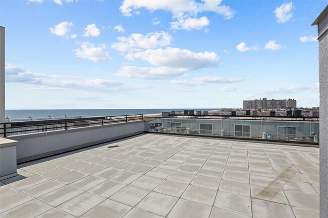 Building Photo - 157 Beach 96th St