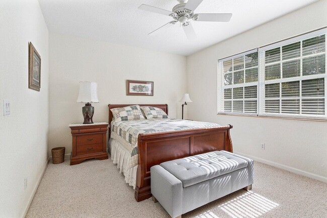 Building Photo - 71 Legacy Ct