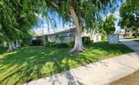 Building Photo - 7004 N Half Moon Dr