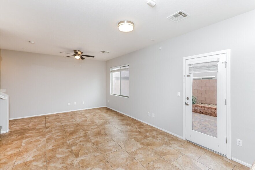 Building Photo - 681 Calamus Palm Pl