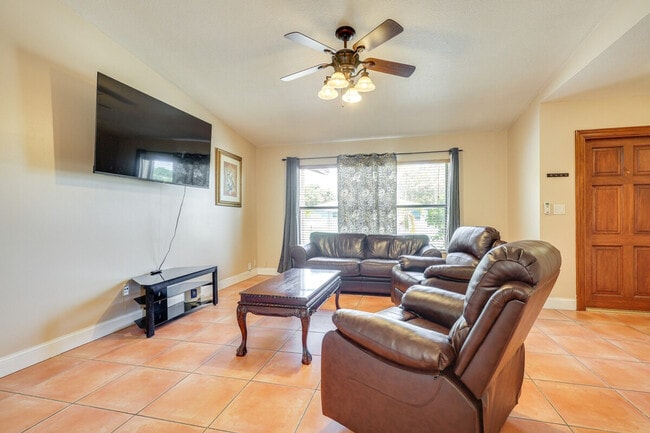 Primary Photo - 10934 SW 158th Terrace