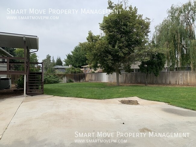 Building Photo - 8800 Craydon Dr