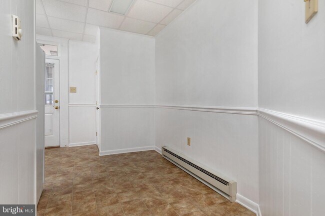 Building Photo - 702 S Braddock St