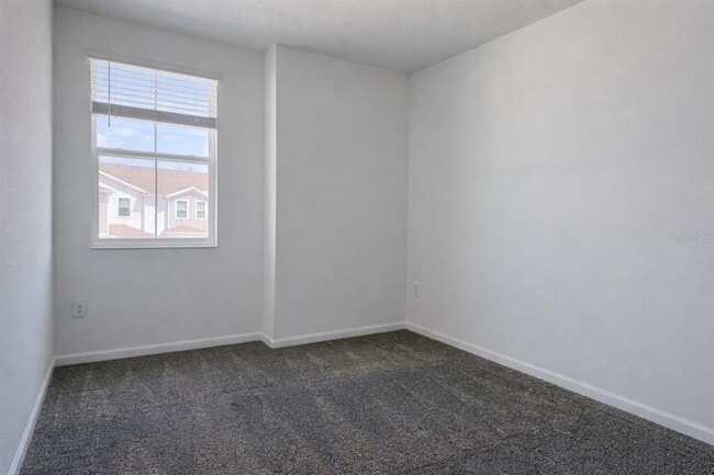 Building Photo - 7436 Stone Crk Trl