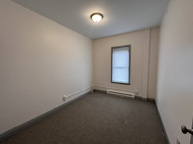 Building Photo - 604 7th St S