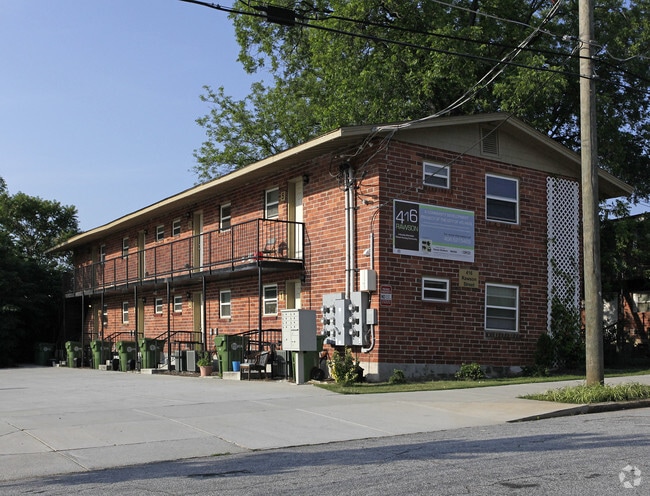 Primary Photo - 416 SW Rawson St