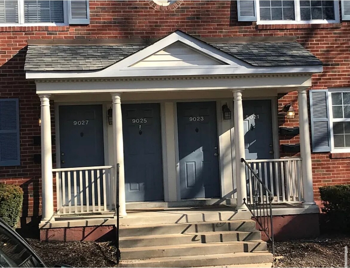 Building Photo - 9027 Wrenwood Ln