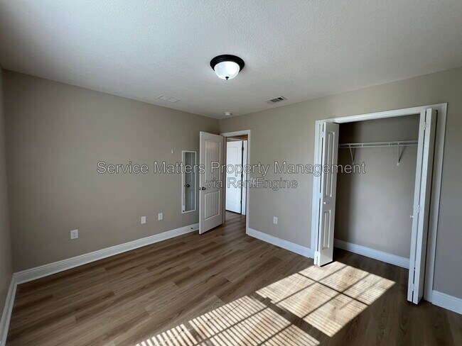 Building Photo - 7045 Harvest Way
