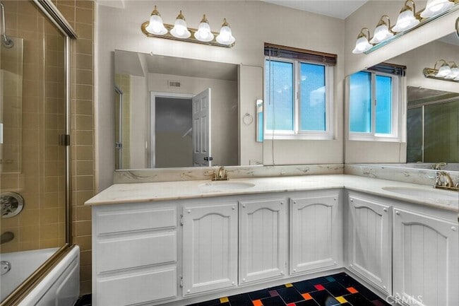 Building Photo - 22253 Drums Ct
