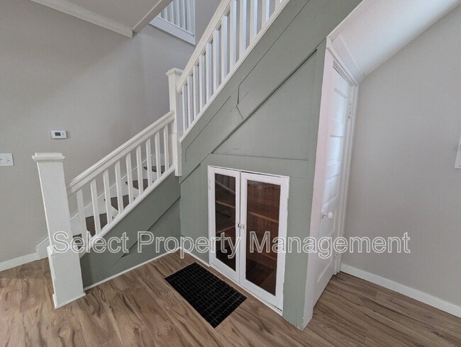 Building Photo - 603 Lavina St