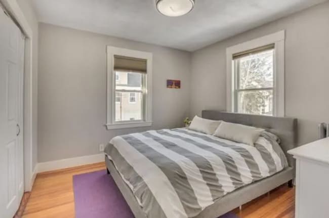 Building Photo - 22 Martin St