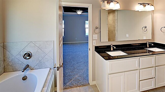 Building Photo - 2409 Ryder Dr