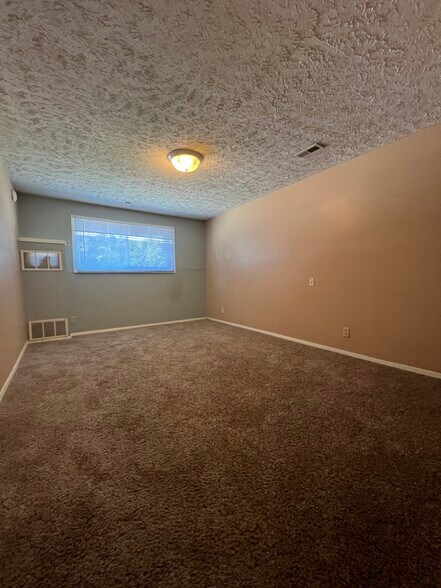 Building Photo - 5051 Marshall Dr