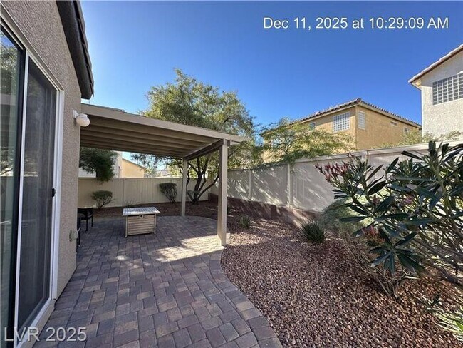 Building Photo - WONDERFUL 2-STORY HOME IN THE SW!