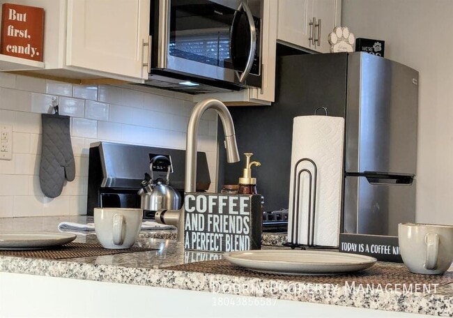 Building Photo - 1703 Colorado Ave