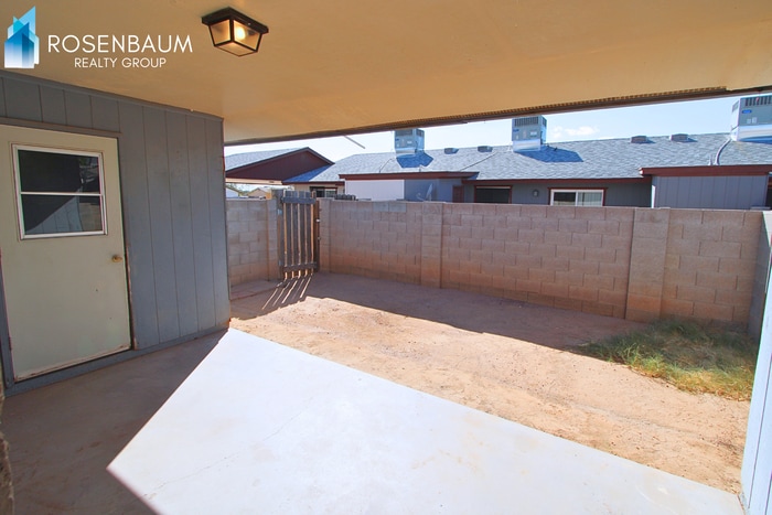 Building Photo - 4704 E Caballero St