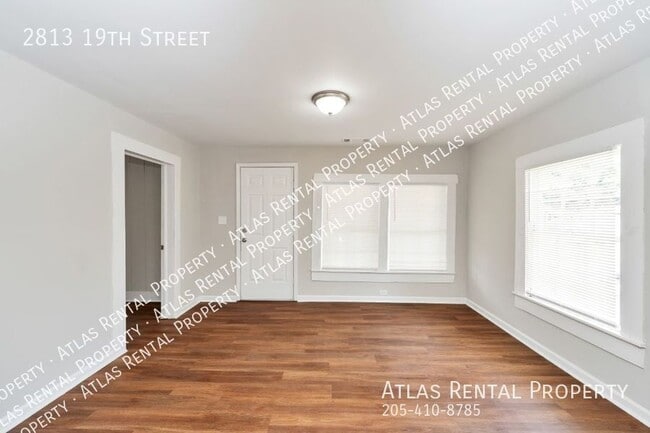 Building Photo - 2813 19th St