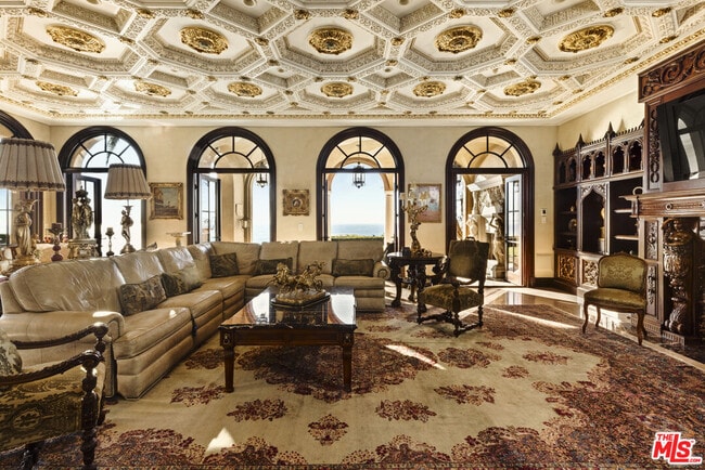 Building Photo - 28 Deep Sea