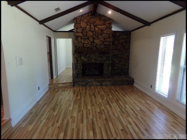 Building Photo - 3 Silver Fox Cove