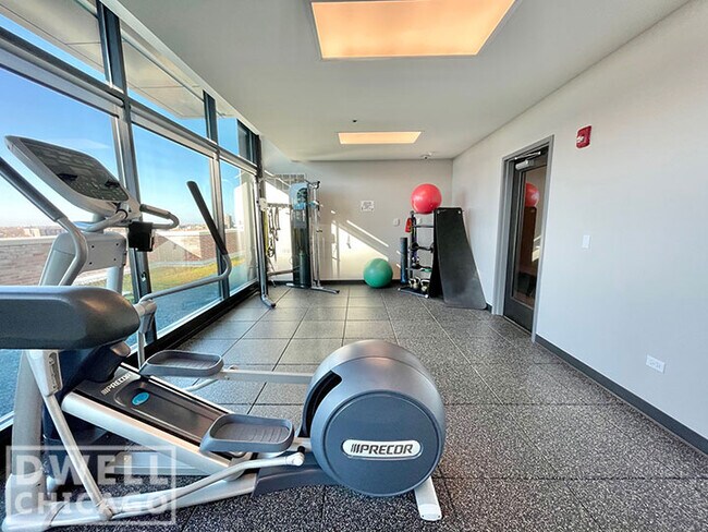 Building Photo - 3801 N Broadway St