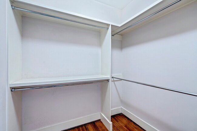 Building Photo - 1403 Bonnie Brae St