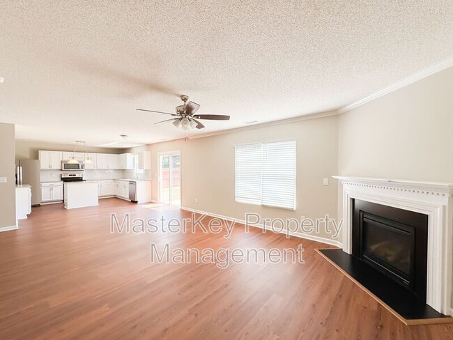Building Photo - 6842 Harter Ct