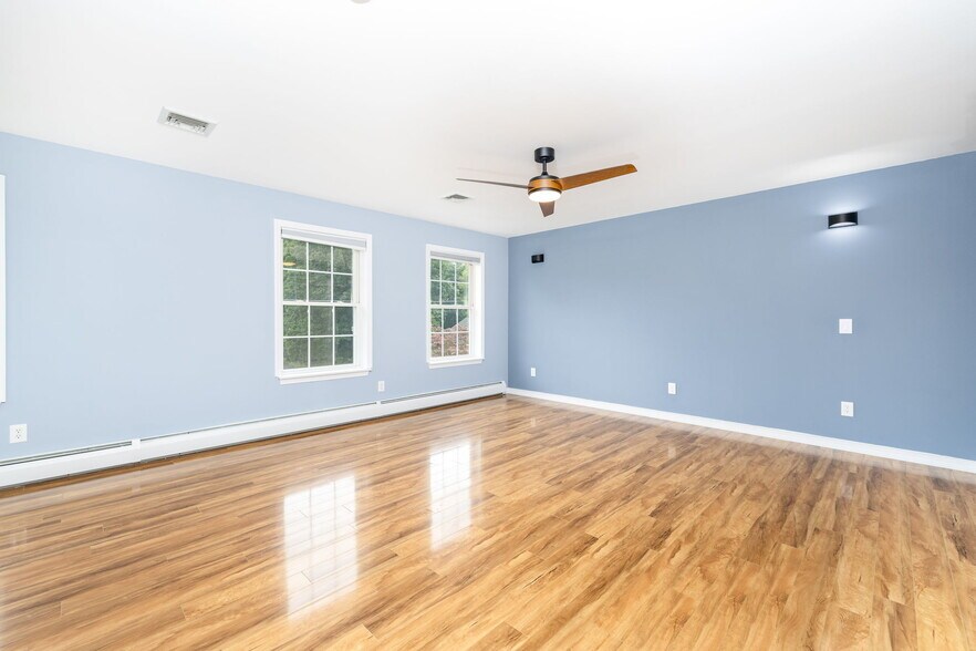 Building Photo - 249 Babbs Rd
