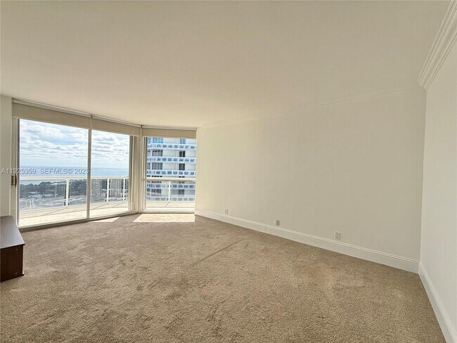 Building Photo - 3801 NE 207th St