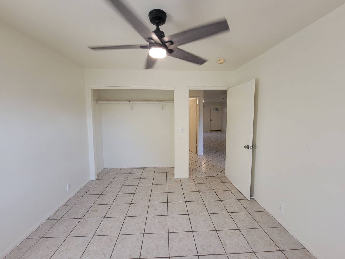 Building Photo - 310 Humupea St