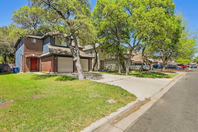Building Photo - 9614 Nightjar Dr