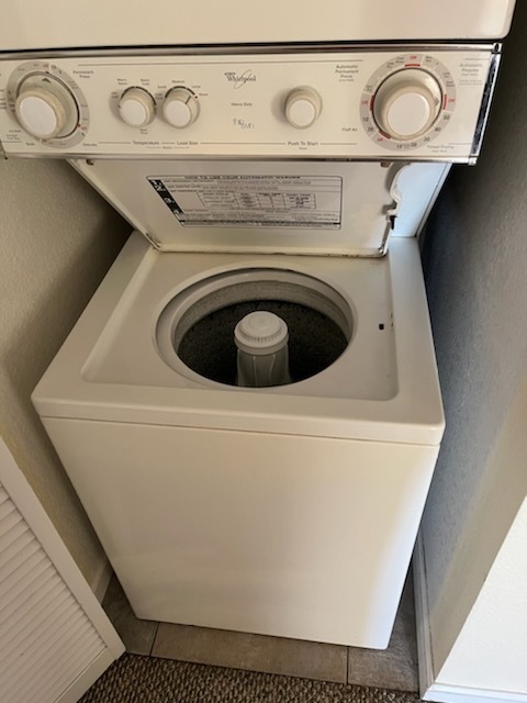 Laundry - 687 Royston Ln