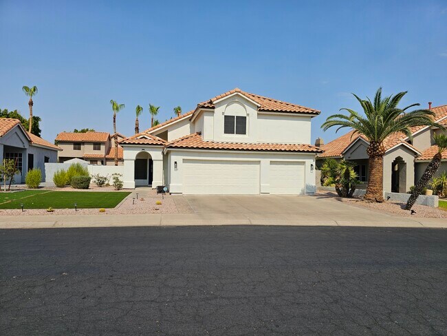 Primary Photo - 16805 S 34th Way