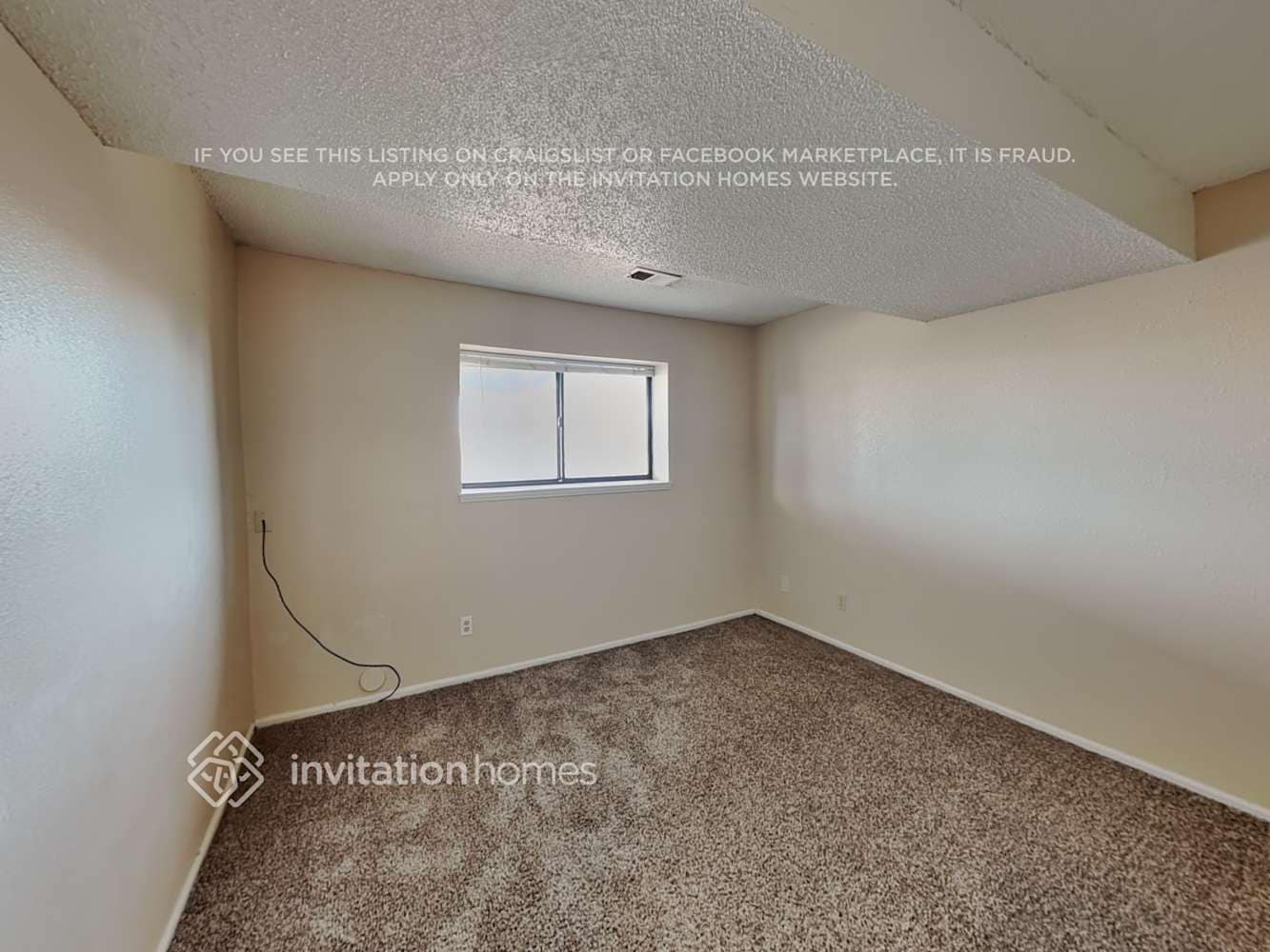 Building Photo - 18895 E Utah Cir