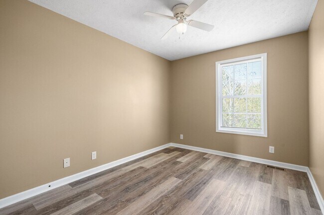 Building Photo - 309 Rowand Ct