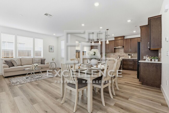 Building Photo - One Year New Home! Cat OK - 3/2.5 With Beautiful Updates Throughout Including Quartz Counters, Wa...