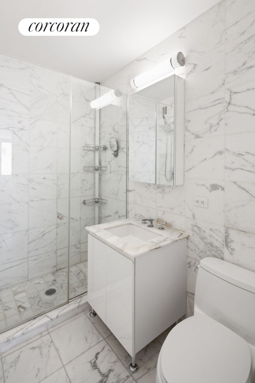 Building Photo - 322 W 57th St