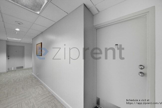 Building Photo - 2285 Peachtree Rd