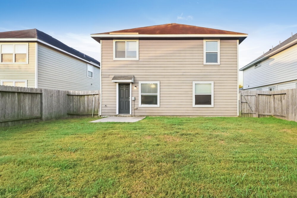 Building Photo - 21110 Sugar Orchard Ln