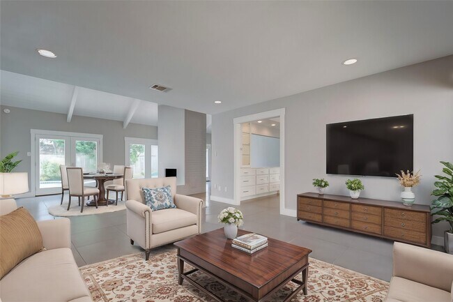 Building Photo - 1107 Stoney Hill Dr