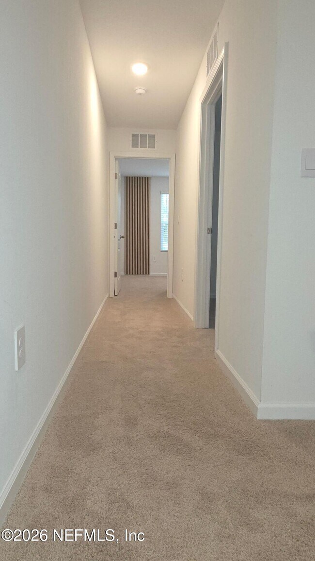 Building Photo - 56 Sage Br St