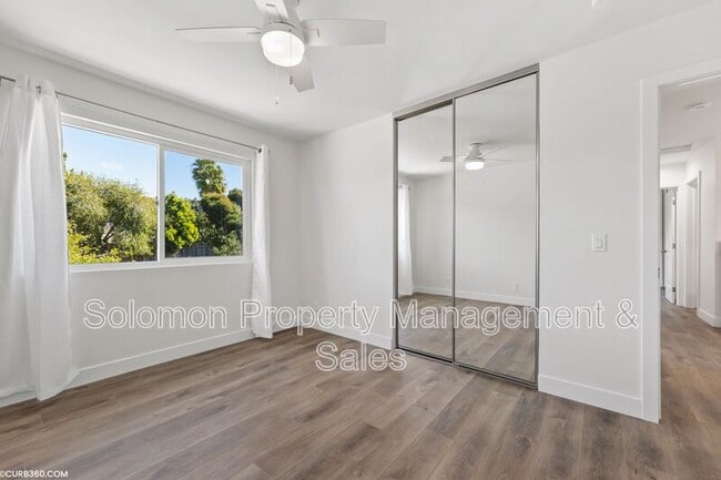 Building Photo - 315 Cerro St