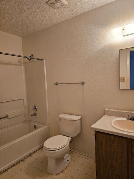 Building Photo - 11306 Gunlock