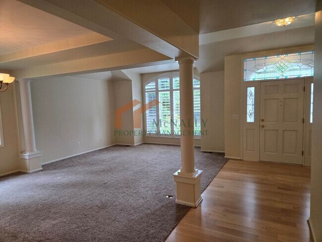 Building Photo - Spacious 3-Bedroom Home in the Gated Bridge Estate Community