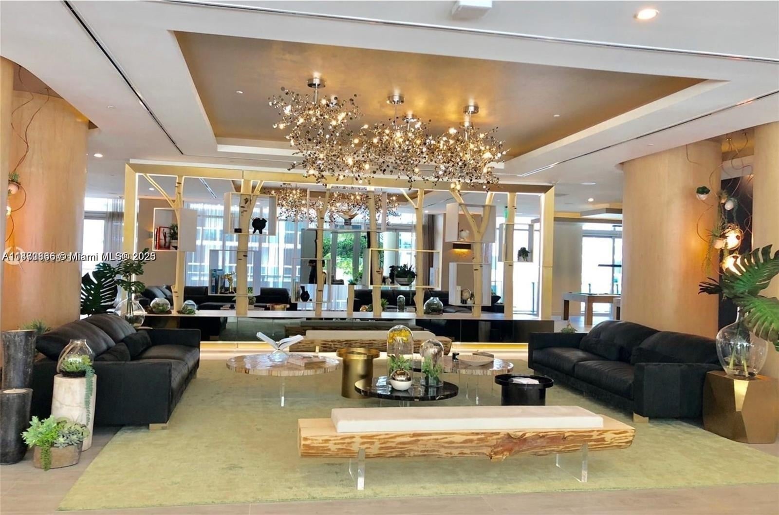 Building Photo - 488 NE 18th St