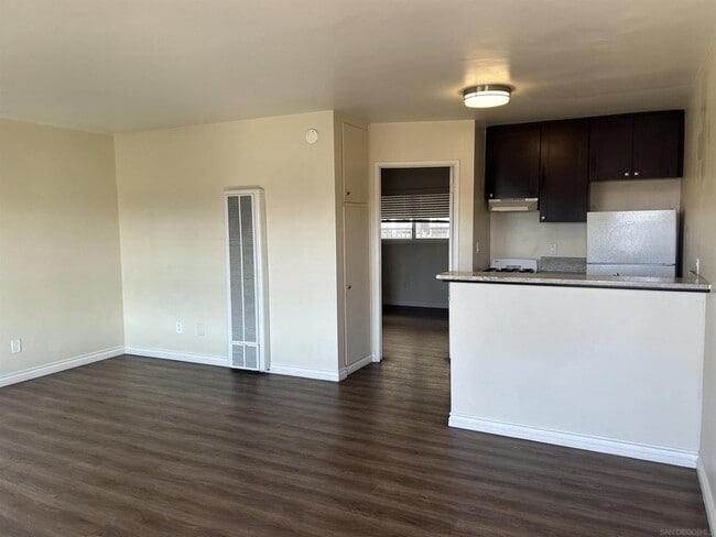 Building Photo - 1646 Brookes Ave